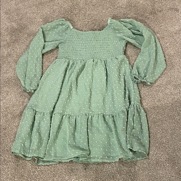 Market & Spruce Other - Market & Spruce Textured Green Off-Shoulder Long Sleeve Dress